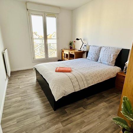 Jolie Chambre 3Minutes De La Gare Rer A Bussy-Saint-Georges Dış mekan fotoğraf